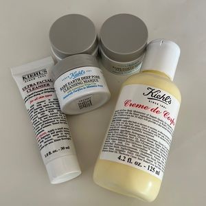 Kiehl’s travel sized skincare bundle